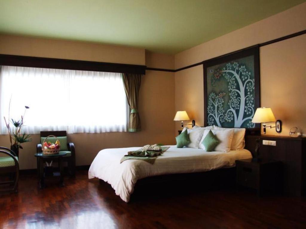 Sarita Chalet & Spa Hotel - Sha Extra Plus Jomtien Beach Dış mekan fotoğraf