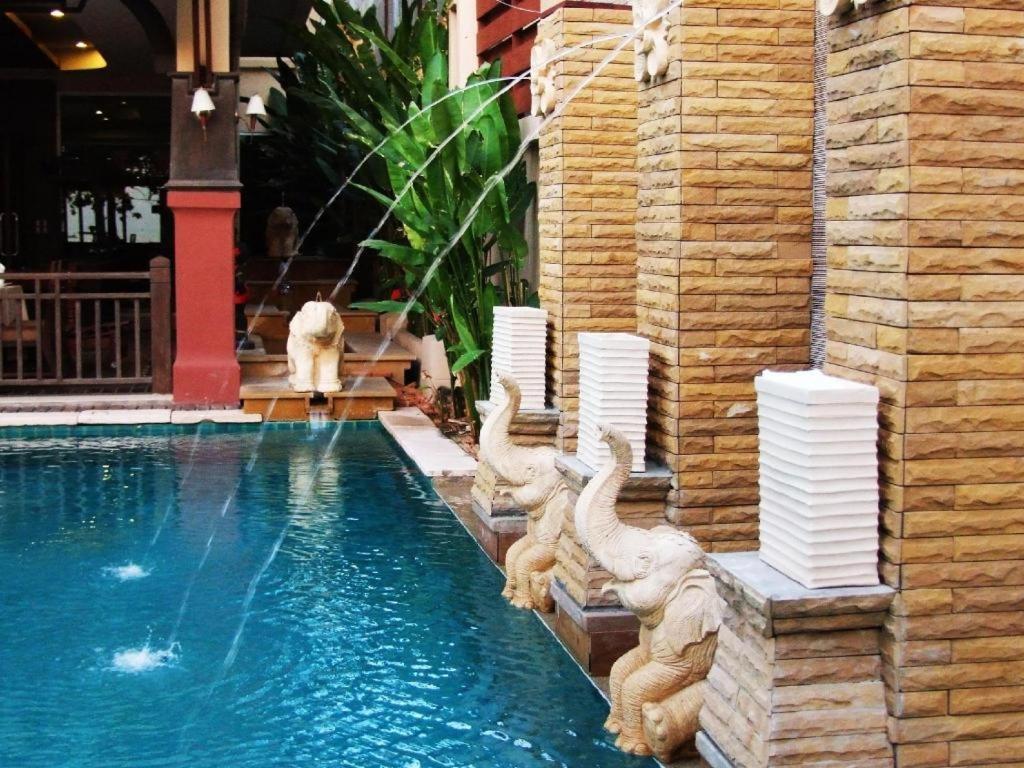 Sarita Chalet & Spa Hotel - Sha Extra Plus Jomtien Beach Dış mekan fotoğraf